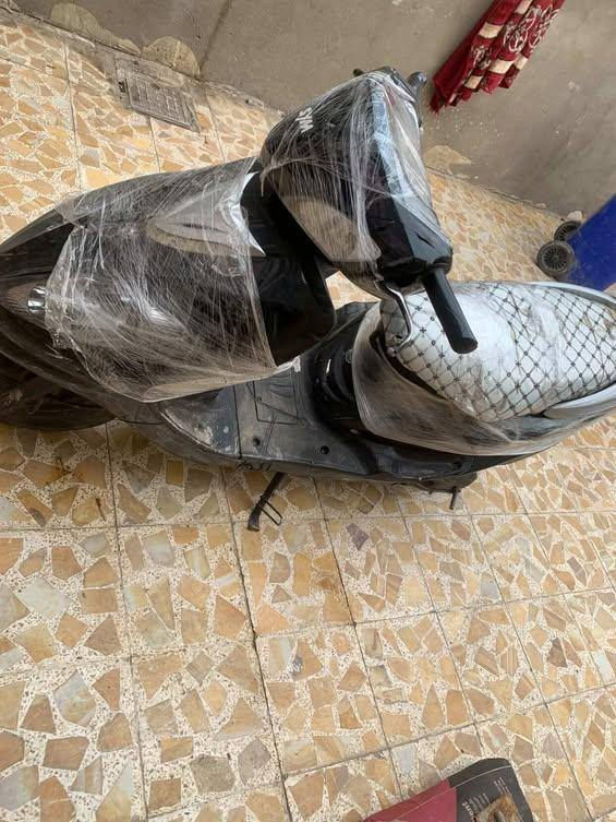 سلام عليكم ورحمة دراجه سيام كوري نحله مكفوله كفاله عامه ما مفتوحه خال الها مكينه جديده قبل شهرين تقريبا كهراباهيات كله شغاله نكره تشتعل ما مفتوخ فيها برغي وشلعتها قويه تمشي فوك ١٢٠ السعر ٣٧٥ مكاني المجرالكبير التواصل خاص او على الرقم ***********
