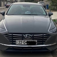 سيارة سوناتا se موديل 2021 ماشية 64 الف ميل رقم اربيل لون سمنتي محرك 2...