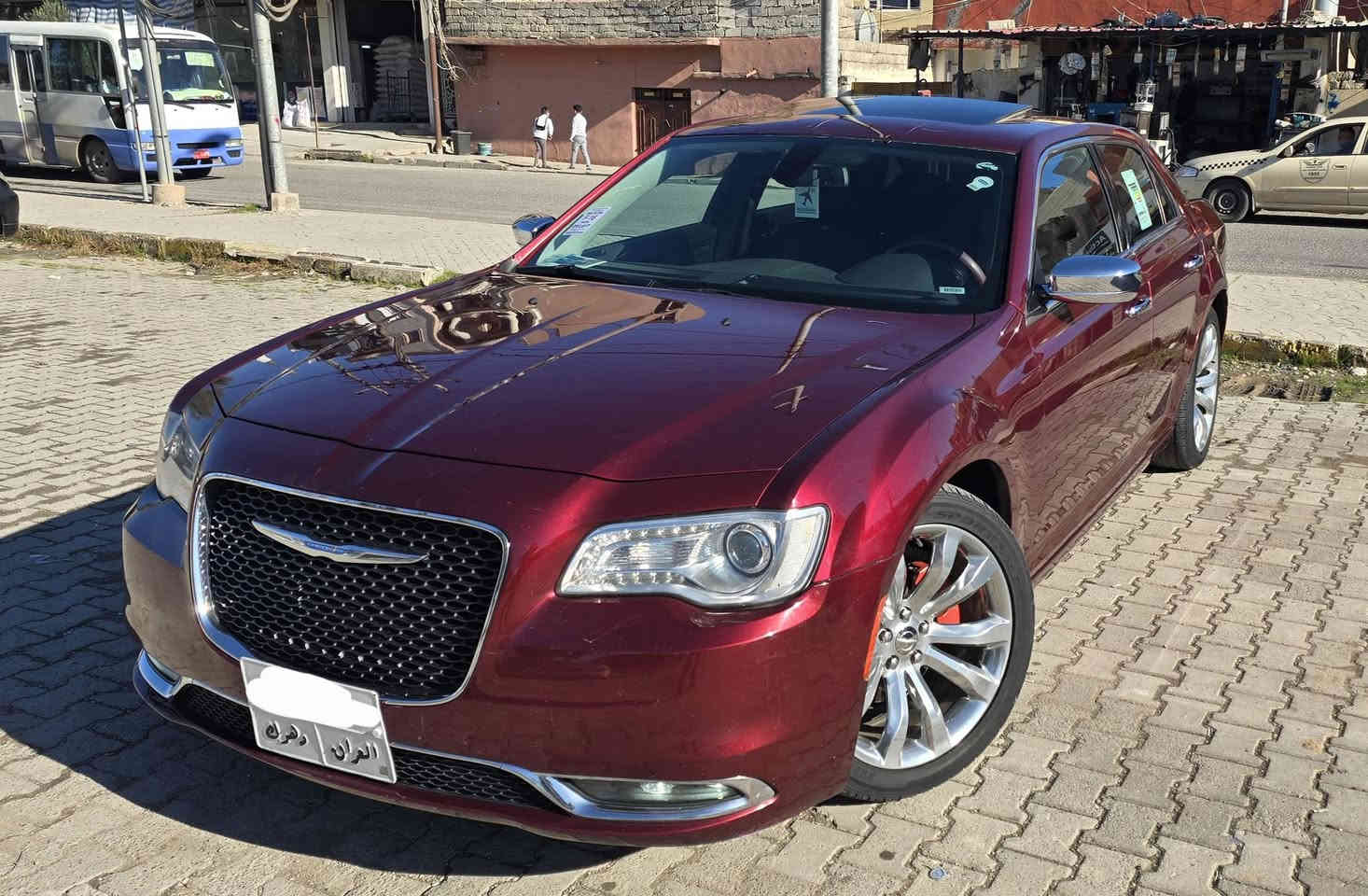 اوباما 2018 C
6 سلندر تو ويل 
كلين تايتل بدون حادث 
فقط جاملغ بخ 

بانوراما 
كشنات جلد تدفئة وتبريد 
كشن وستيرن خزن ميموري 
مرايات قلابة مع البك 
ستيرن تدفئة 
تشغيل عن بعد 
سستم سماعات الباين 
شاشة أبل كار بلي واندرويد اوتو 

السعر : 235
مكان السيارة دهوك 
***********
***********
اتصال أو واتساب
