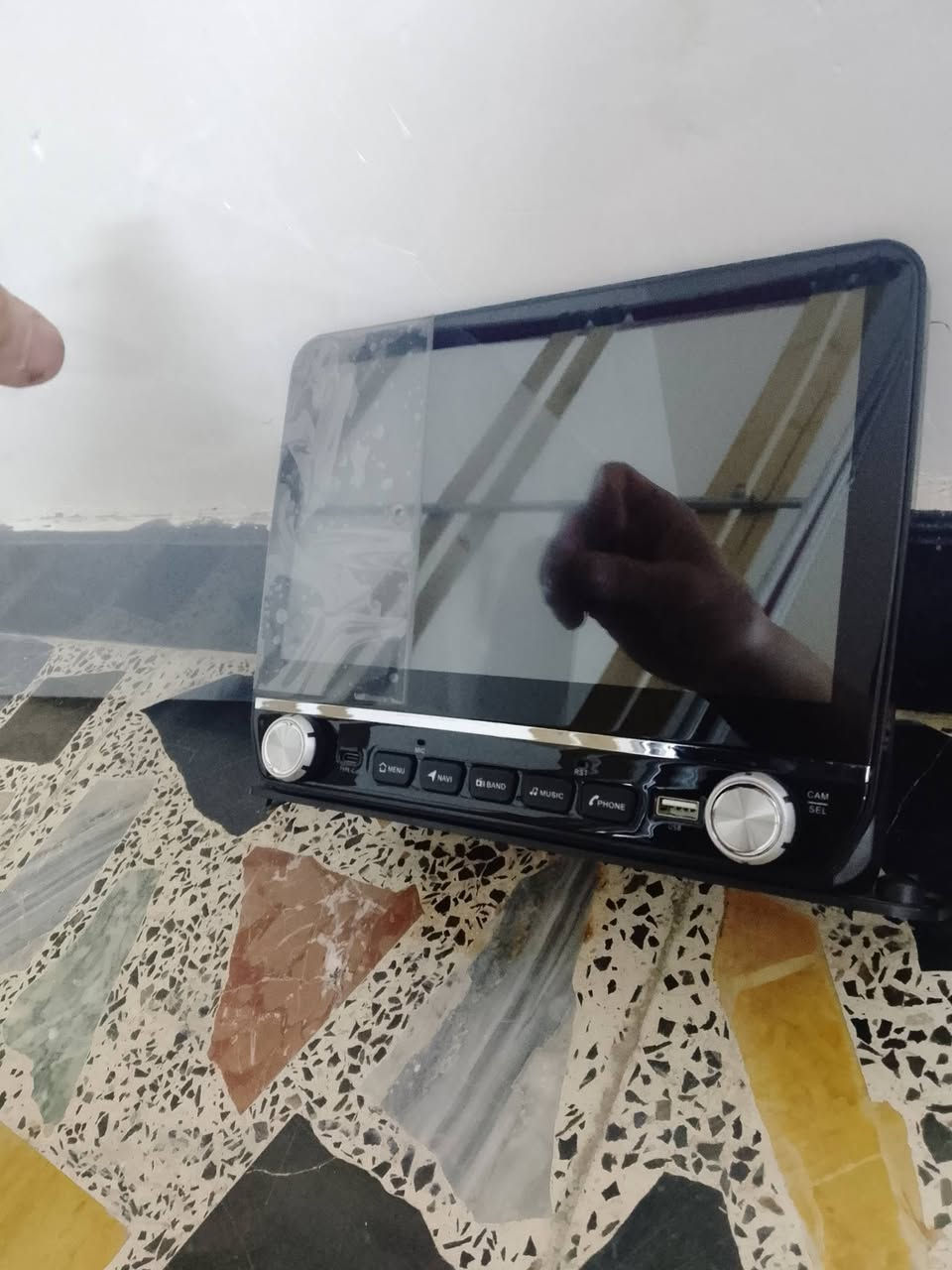 سيبايه علي الحداد جديده سعرها 150هورنات بوش جنح ايراني سعره 150شاشه فووول. مال لكزز السعر 80 مكاني بغداد ***********
