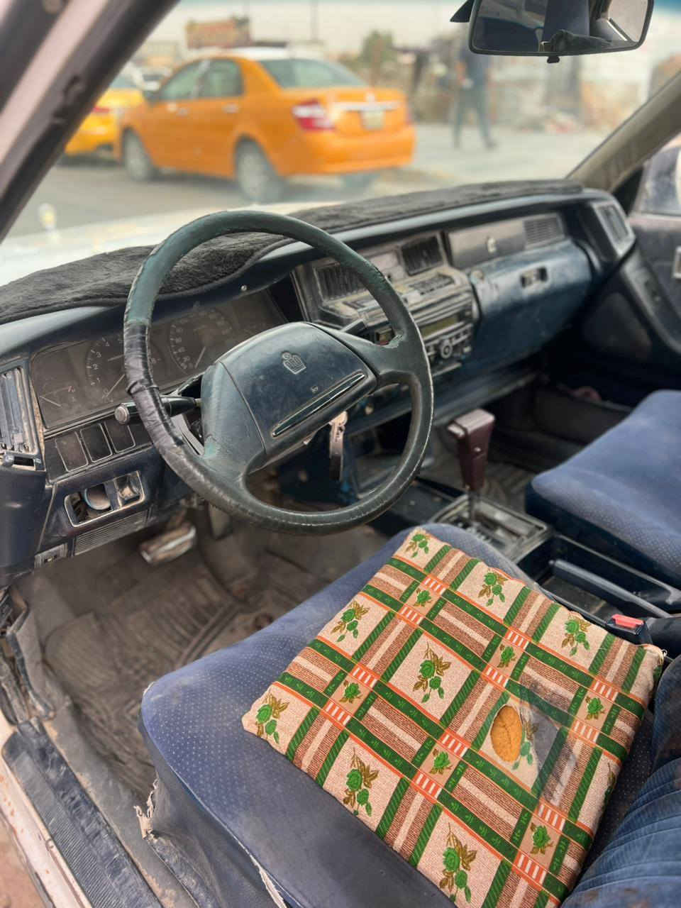 البيع سيدان ايسر بلاد مكينه فيفيتي موديل 90 رقم بغداد بسمي مشروع وطني  الستفسار ***********
