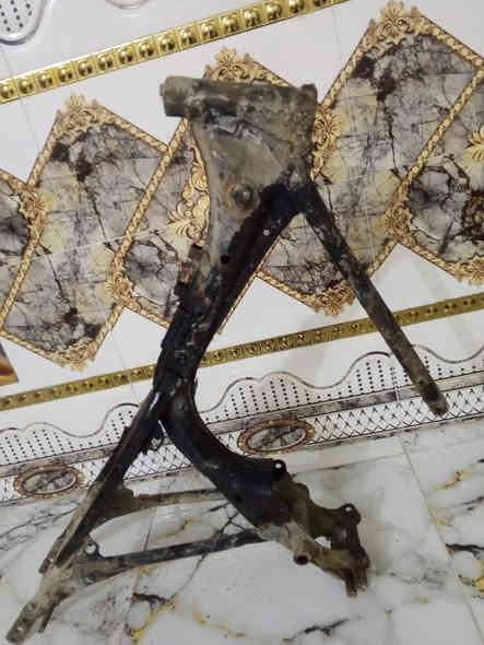 سلام عليكم شاصي نامه اصلي بس هاي ملحوم عليه دشلي لبيع هاذا رقمي ***********
