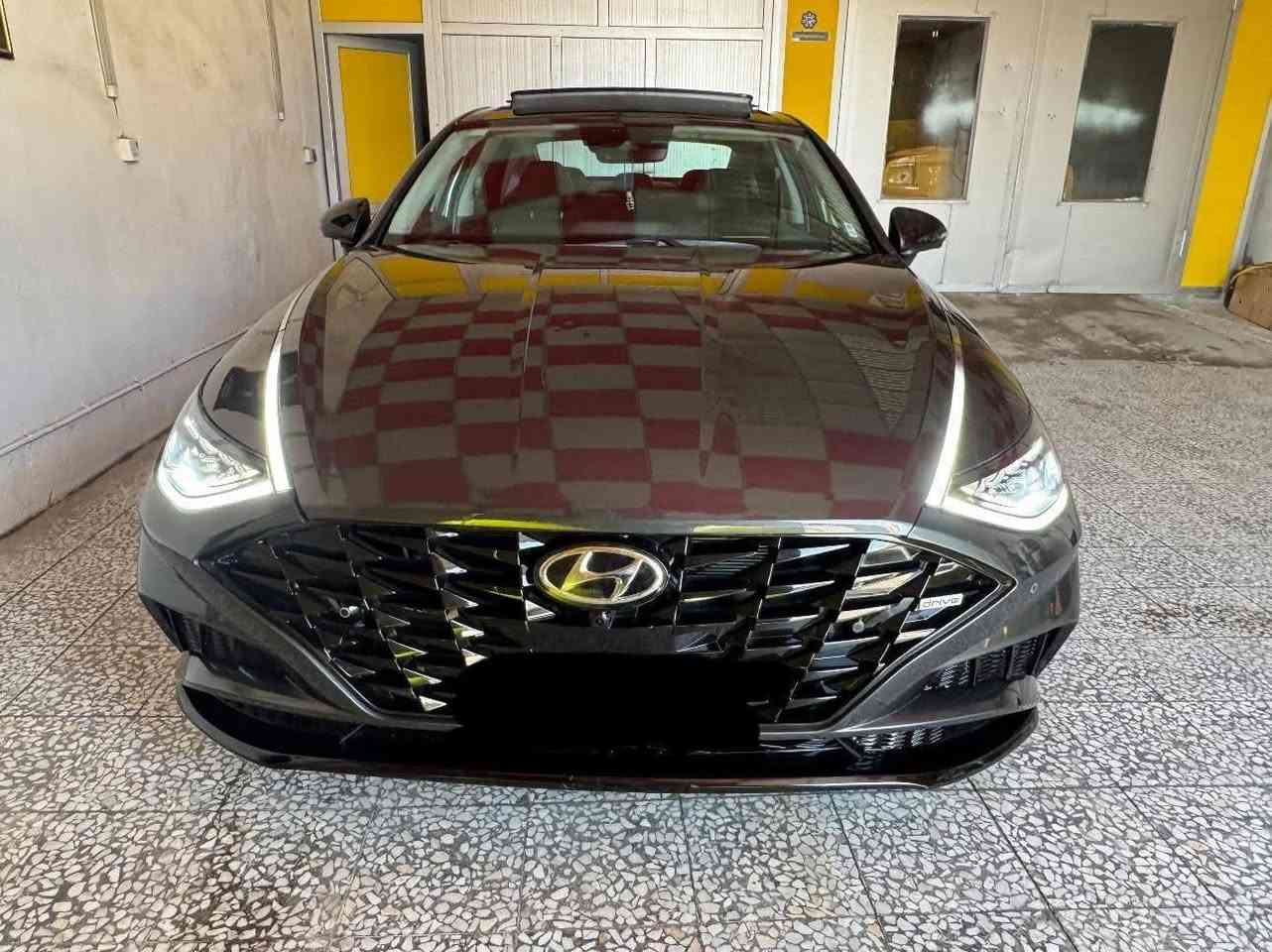 سلام عليكم 
لببيع فقط 
سوناتا مديل 23
بانزين هايبرد 
مكينة 2400
فول موصفات للخير vib
اعلة فة بل سوناتا 
حادث قطعتين فقط موضح بلسونار 
سيارة جديدة معنة الكلمة 
رقم نجف جديد مشروع وطني 
مستعجل عل بيع 
السعر 140 
عنوان بغداد الدورة رقم وتساب تصال فقط 
***********
