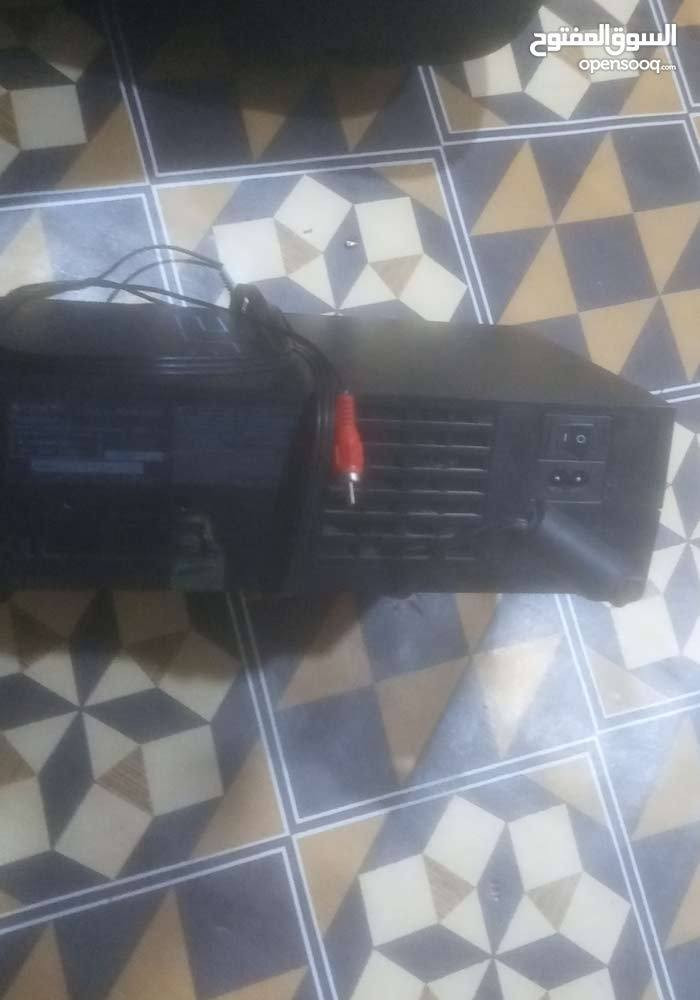 سلام عليكم ابلي ستيشن 2 للبيع وية افلاش وجوستك واحدة جديد ونظيف مكاني بغداد حي  السعر 40 وبية مجال رقمي ***********
