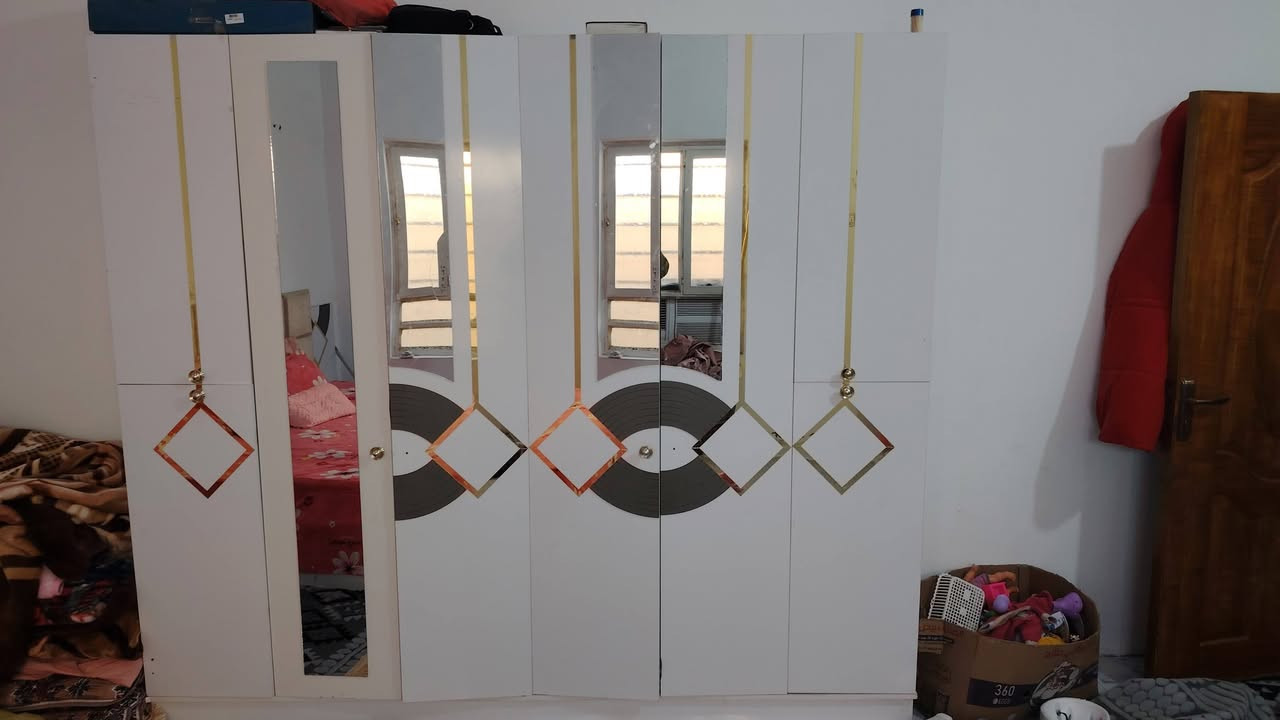 غرفة نوم تركيه 
5 قطع 
بيها اضرار 
من الفتح والشد 
4 مرات مفتوحه 

شهربان حي العسكري 
للاستفسار 
خاص


**إذا كنت صاحب هذا الإعلان وتريد حذفه لأي سبب، رجاءا أرسل رسالة إلى الدعم الفني**