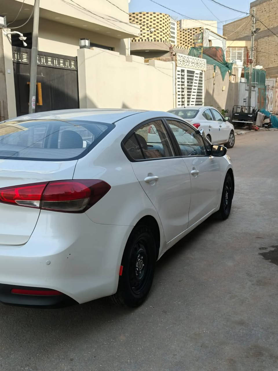 السلام عليكم 
سيراتو للبيع موديل 2017  مكفوله محرك وكير وحداديه مكفولات مكينة 1600 دوش رقم اربيل دولي مداور وكالة 
سنوية لل2030 السعر 132 وبيه مجال 
الرقم ☎️ ‏‪***********‬‏
