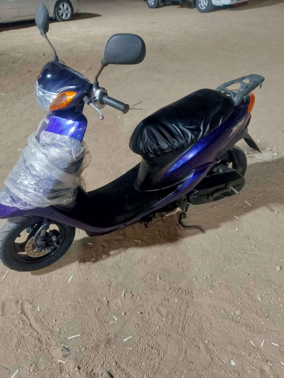 دراجه عصفوريه حاويه جديده كلش كلش بعدهي بتراب اليابان سعر 950 وبه مجال شراي خاص والمايعجبه السعر يعبر المنشور اكو كلشي بل سوك *********** مكان حي اور نهايت شارع الصفاء القديمه
