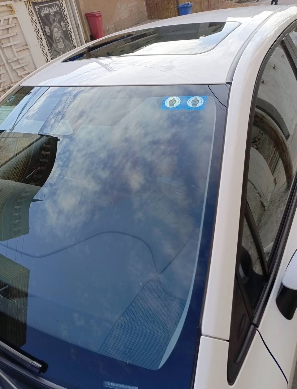 السلام عليكم كورلا هايبرد 24
كفاله عامه
داخل احمر
علامه الزرقه
هزه وسنويه جديد بسمي
ماشيه 88
مكاني بغداد 
السعر 147 
للاتصال ***********
