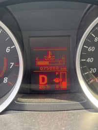 لانسر خليجي 2016 استلام شركة مكفولة 07708321371 السعر 127 بيها مجال