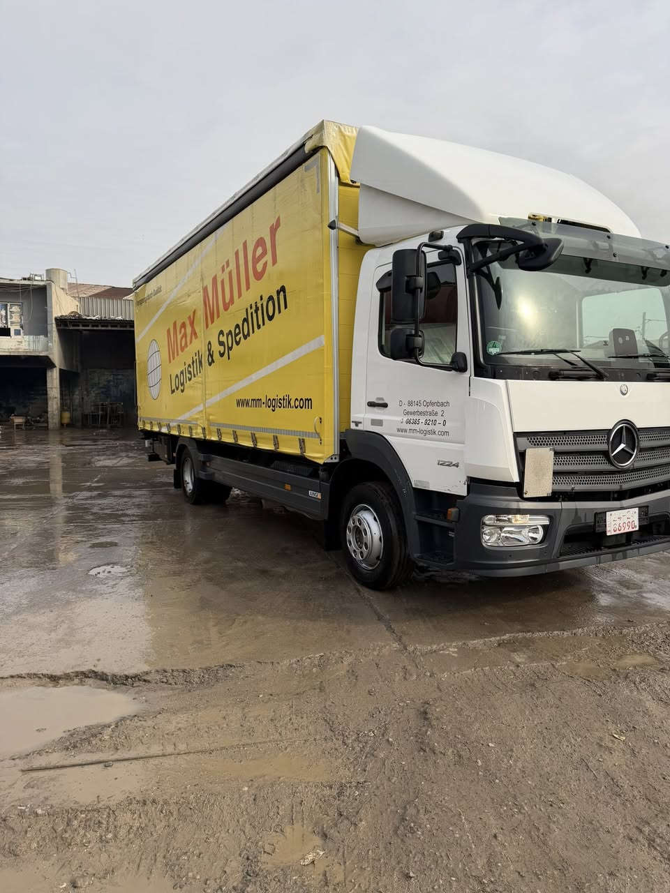 السلام عليكم
اتيكو 2016 ترقيم جديد 

ماشيه 460 فول مواصفات 

بدي مسرح 7 وربع كير اوتماتيك حجم 1224
*********** مكانها بغداد
