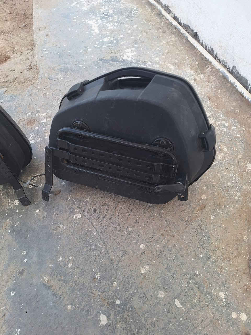 السلام عليكم جنط دراجة رحال
جنط طباكة وقفالة فول نضافة 

للبيع السعر ١١٥ ***********
