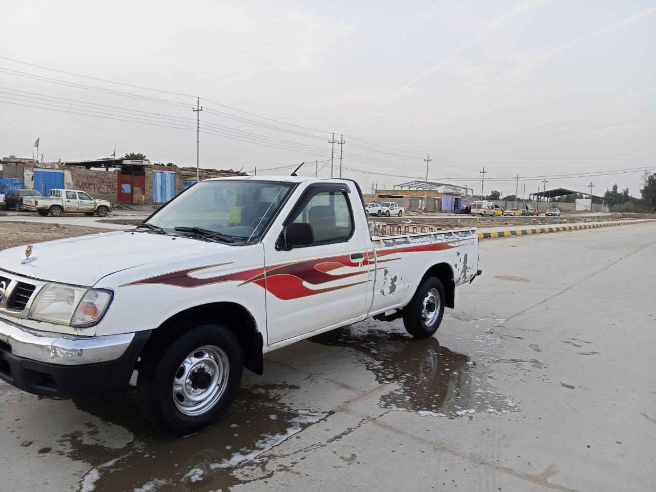 للبيع نيسان موديل 2002 (مزاد الداخلية )سيارة جاهزة گير محرك حدادة تايرات كهربايات  دوشمة السعر 48  وبيه مجال المكان ذي قار الرفاعي ***********
