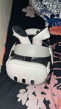 كويست ٣ • ١٢٨ جيجا • ملحقات كاملة