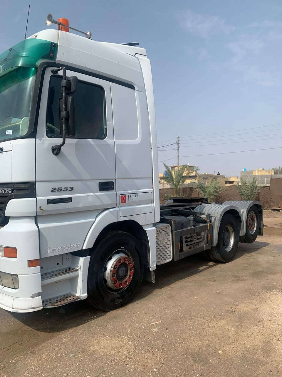 السلام عليكم للبيع اكتروس موديل 97  حجم 2553 تخم تاير شاصي مكفول للاستفسار اكثر اتصل ع الرقم ‏‪***********‬‏
