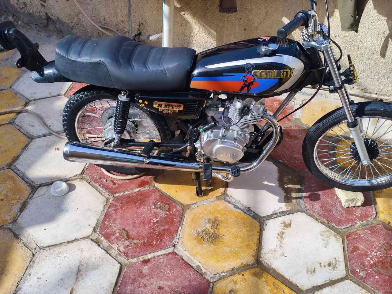 للبيع شاصي 2010 ارشه محور بوري رفيع اوراق اصولي تعمير نامه شلامجه 26 شرط تفيلس مافيلسه ب 900 وبيها مجال مكاني سماوه يم جسر الجروخي ***********
