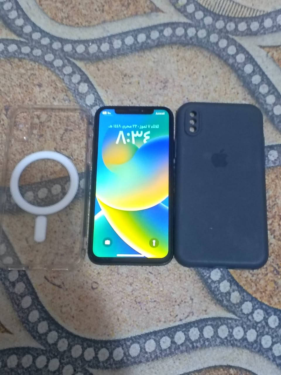 بغداد مدينه الصدر 
سلام عليكم ايفون x بس ضهرة مكسور ذاكرة 64 فيس ايدي واكف بطارية 78 جهاز كلش حلو الستفسار واتساب *********** السعر 120  بي مجال
