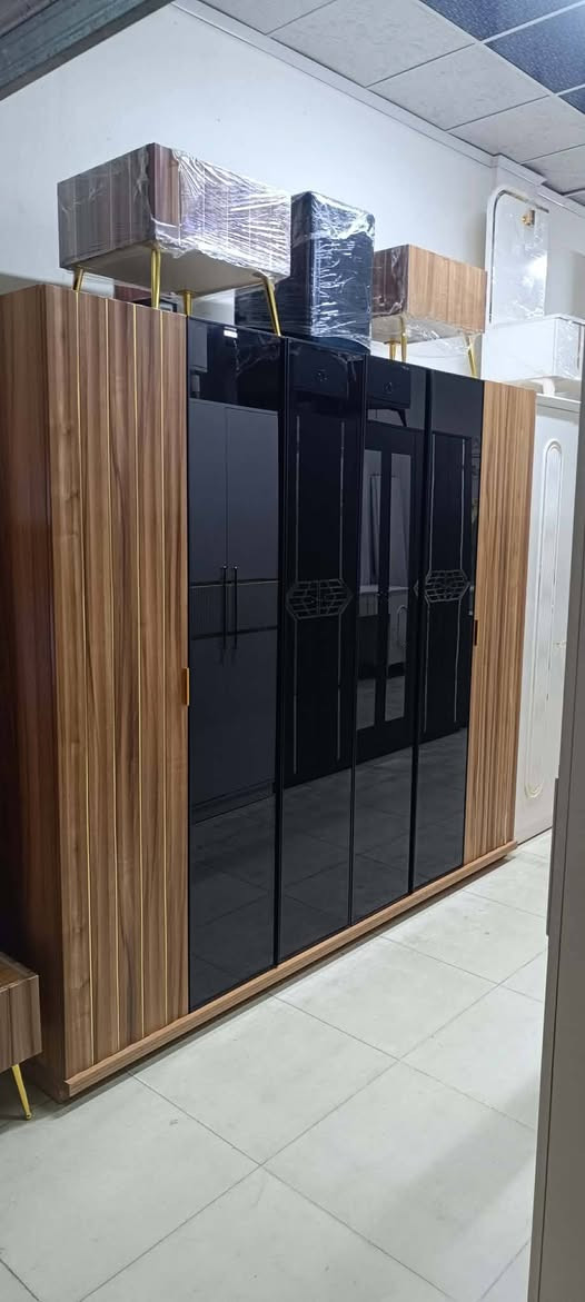 السلام عليكم .غرفة نوم تركية نفرين مستخدمه نضيفه حيل سرير مخزن فول موصفات7.قطع مستخدمه.متوفر.شد ونقل مجاني  -العنوان حي البكر .قرب محطة ايلاف.التواصل عبر الارقام التاليه فقط..
***********
‏‪0775 855 3083‬‏
***********
