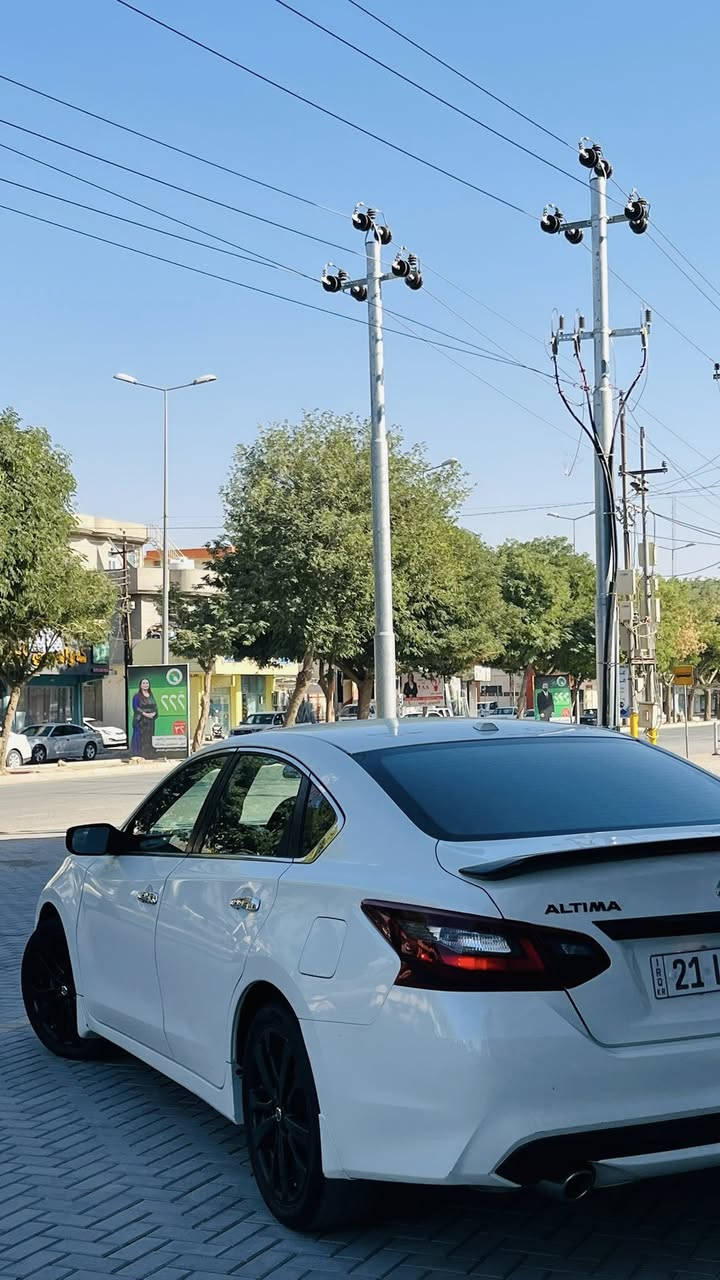 ‏Nissan Altima SR Midnight 2018 Stitch Blue
-نيسان التيما ميدنايت كلين جمیل في كُل العراق دعامية بل دعامية بشرت بدون سبخ بدون ايرباك کیر و محرك و الکهرباء بشرت جاهز ماشاءالله ، ١٢١ الف كم 
سونر موجود
مكان قزاء كلار


**إذا كنت صاحب هذا الإعلان وتريد حذفه لأي سبب، رجاءا أرسل رسالة إلى الدعم الفني**