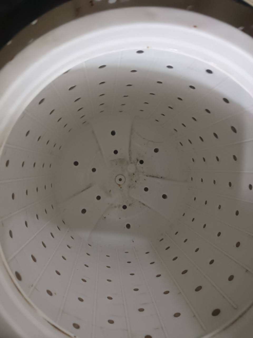 س ع غساله هيتاشي 16 كيلو كل عيب مابيها غسل تنشيف بالشرط السعر 65 وبيها مجال مكاني كركوك جي عسكري شراي اتصل ***********
