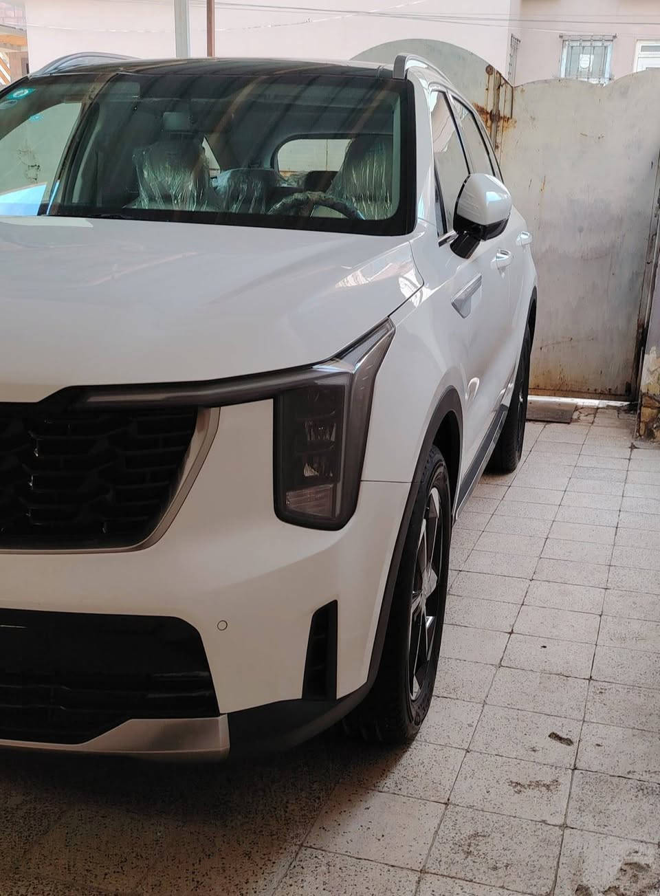 السلام عليكم
سورنتو 2025 خليجي الوكاله الدوليه فول مواصفات بانروما 6 سلندر كفاله عامه من كلشي رقم بغداد سياره زيروو سونار موضح مع الصور
السعر 340 ورقه بيها مجال 
***********
