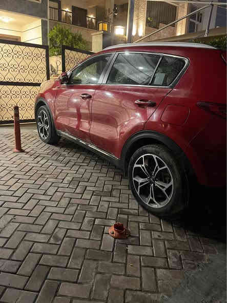 سلام عليكم سبورتج 2020 جيتي لاين خليجي مكفوله كفاله عامه سابقا حاليا بيه طخه جاملغ (وبنيد مصبوغ) (وبيه رصعه بالباب صفحة اليمنه عل وضعه حسبت شبر) العنوان بغداد حي حطين *********** بغداد
