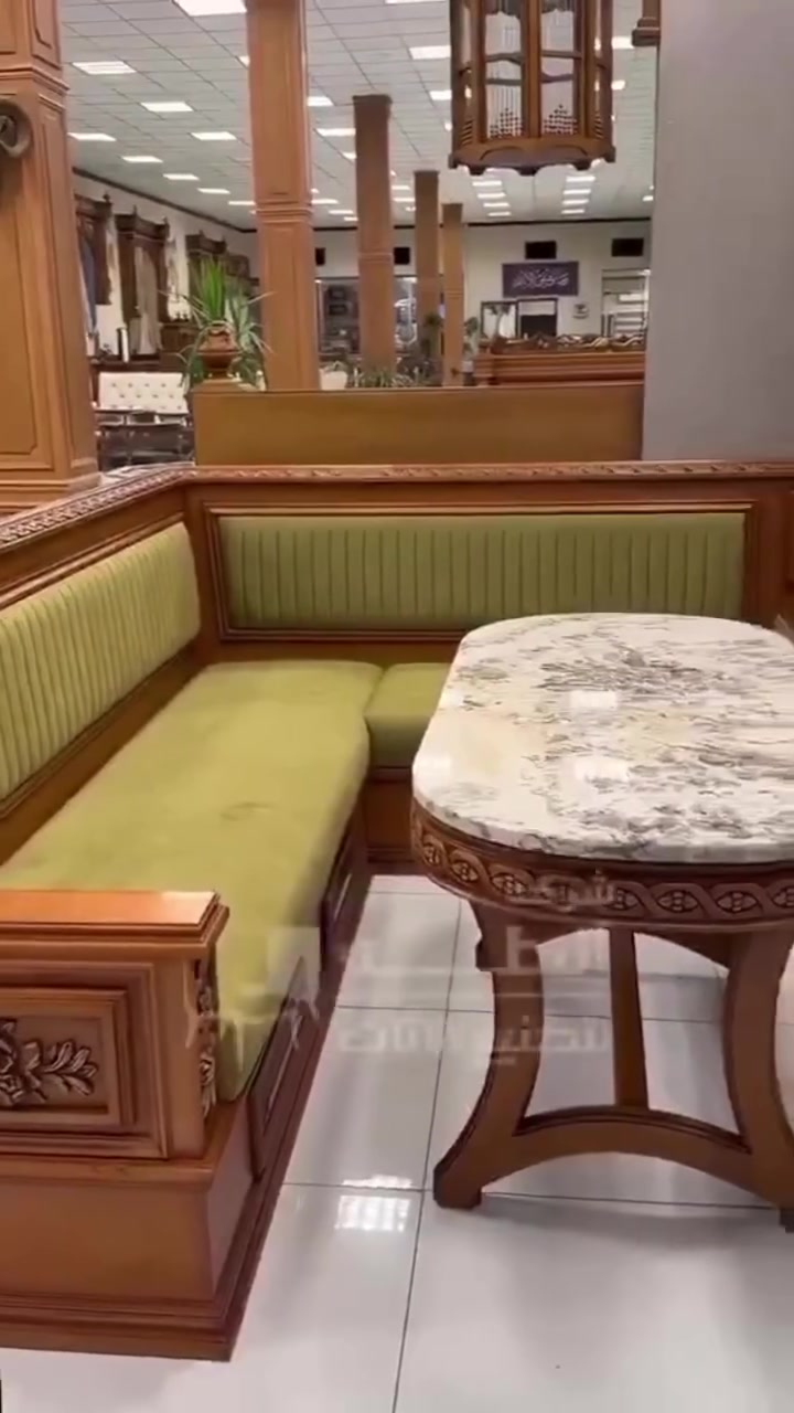 شركة الطه الرائدة في تصنيع الآثاث ، تتميز ايضا بانتاج وتصنيع  ديكورات وأثاث المطابخ بتصاميم فريدة تجمع بين الفخامة والمتانة، حيث  تحرص على تقديم كل ما هو مميز ،باستخدام اجود أنواع الأخشاب الطبيعية،مع الاهتمام بأدق التفاصيل،لضمان اعلى مستويات الجودة والإتقان .
تنفيد المقاسات حسب الطلب 
***********/*********** ☎️
بغداد-السيدية-مقابل مدخل شارع التجاري 📍
