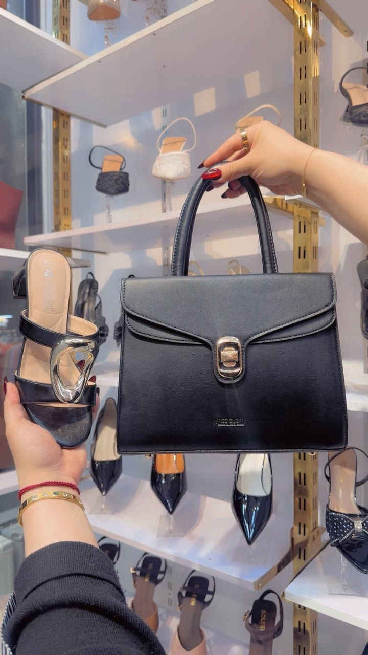 يتوفر خدمة توصيل بسمائه 
بغداد والمحافظات 3 الاف 
البضاعه ماستر


**إذا كنت صاحب هذا الإعلان وتريد حذفه لأي سبب، رجاءا أرسل رسالة إلى الدعم الفني**