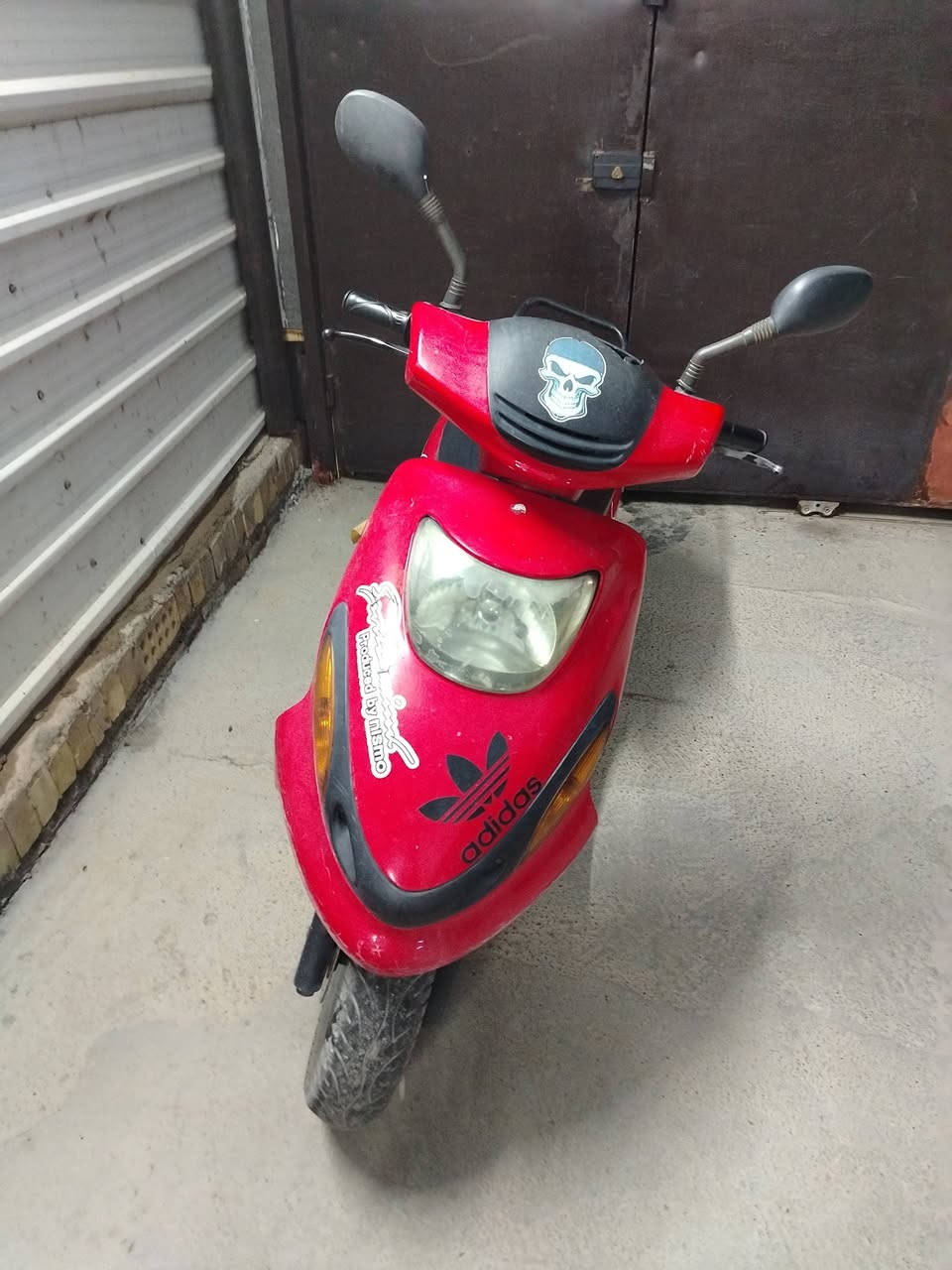 دراجه ياماها دولفين ياباني   شغاله نكره سلف وهندر سعرها ٢٥٠ قفل بدون عمله مكاني الشيخ حمد *********** /***********
