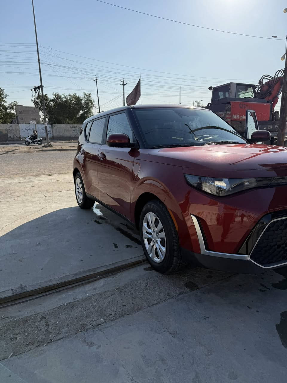 كيا صول 2025 دخول جديد
المواصفات :
سياره زيرو 
ماشيه 2000 وضع الشركه 
شاشه كبيره 
كامره خلفيه دواره
رادر امامي 
تحديد مسار 
ايقاف ذاتي 
مود درايف(متعدد القياده) 
وباقي الموصفات المعروفه 
السعر 135 وبيها مجال حق الجيه
للاستفسار***********
