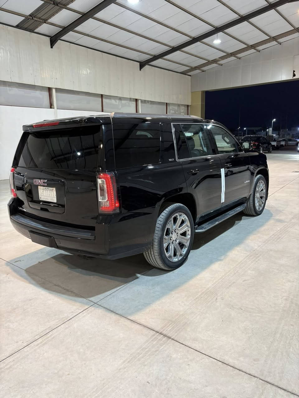 السلام عليكم جمسي موديل 2019بدون ايرباك بيهة صبغ الجاملغ الخلفي والباب صور الحادث مرفقة مع المنشور للستفسار الاتصال ***********
