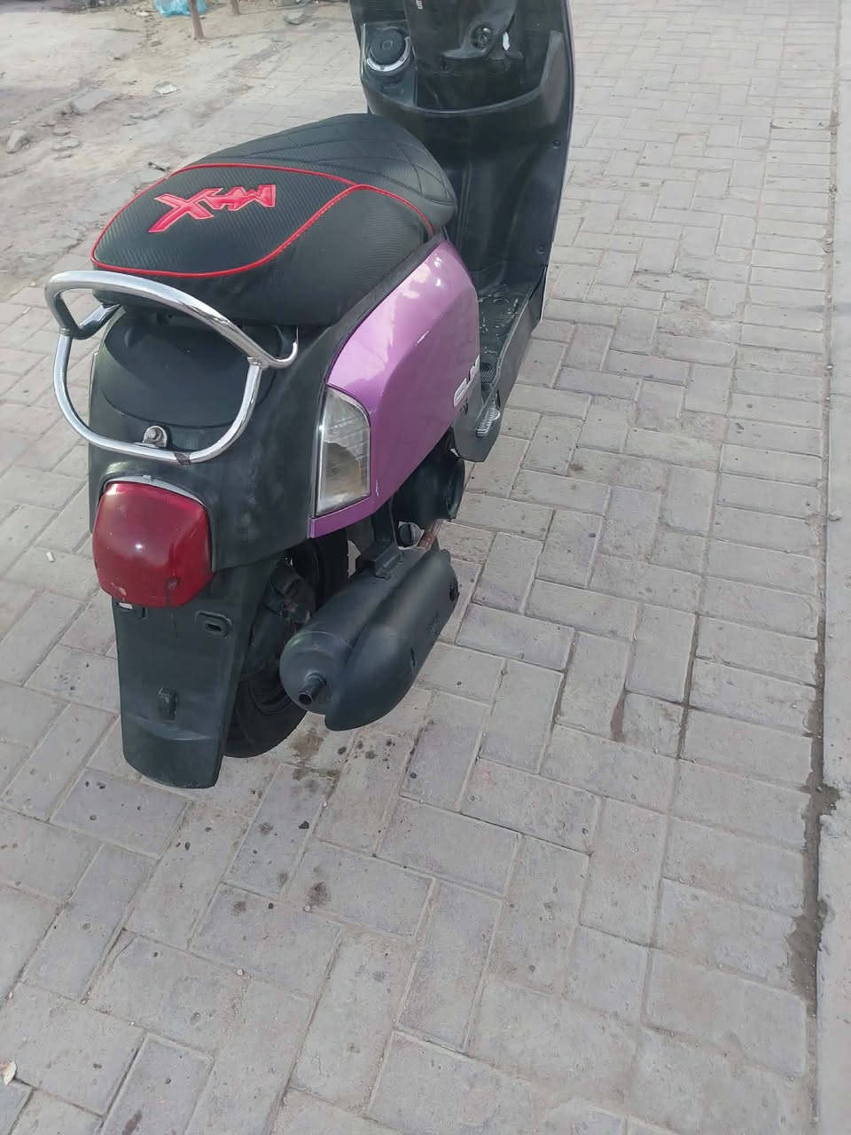 بوليس لبيع نوزل دراجة كلشي مابيها شوفت عينك ناعمه ونظيفه (700) وبيها مجال مكاني نجف حي وفاء هذا رقمي ***********
