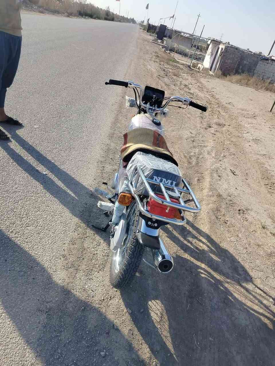 دراجه نامه شلمجه تعمير جديد شاصي ارشه اوراق دراجه ماعيزه برغي السعر 800بيه مجال بصيط
***********
