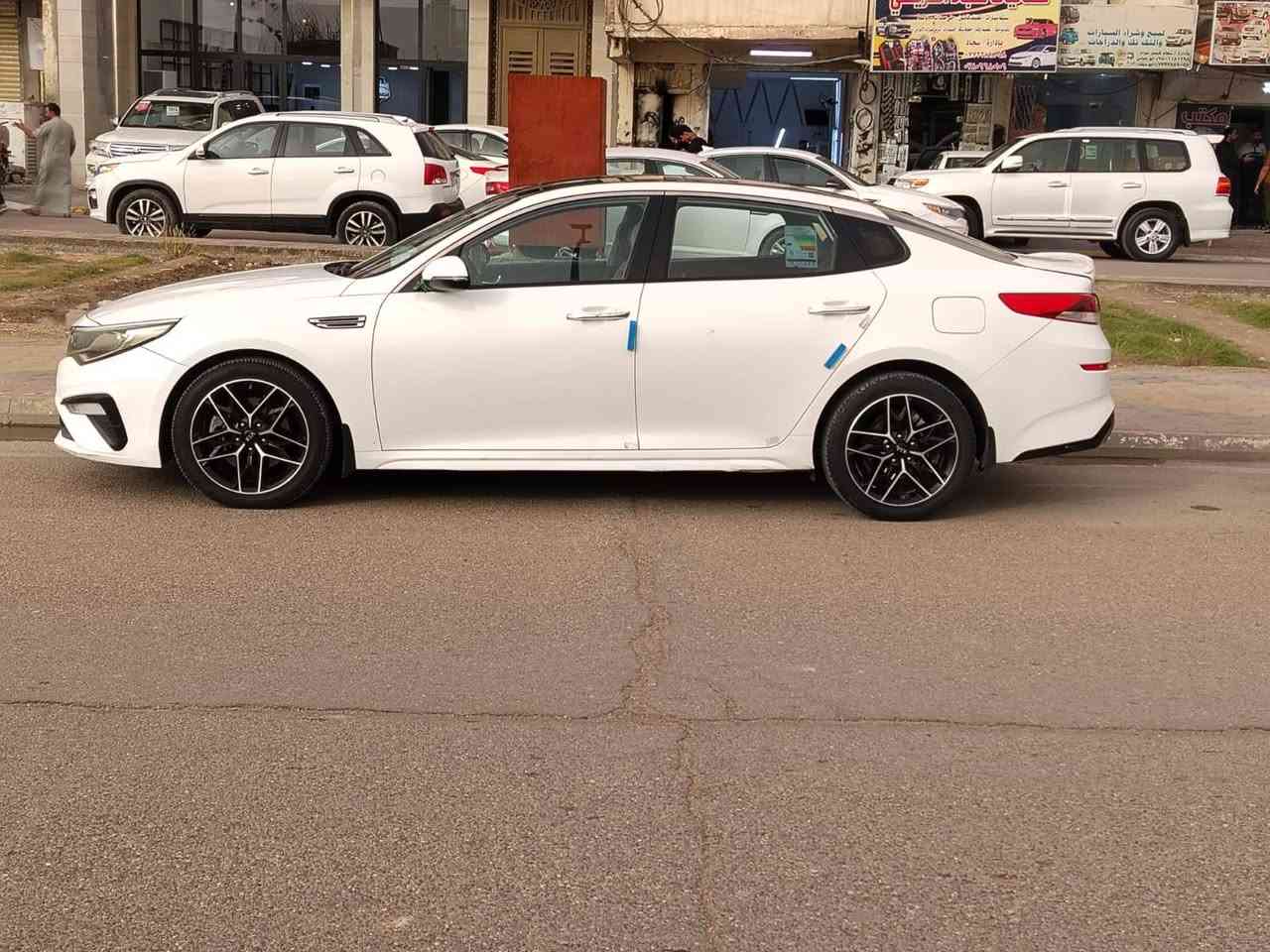 للبيع اوبتيما خليجي فول واحد ع واحد
موديل 2019   رقم اربيل
ماشيه /160 / مواصفات
بني راما تحكم ستيرن اتجاهين
تشغيل بصمه
ساد بريك دكمه
سياره جديده
السعر / 187
العنوان واسط النعمانيه مكلف في النشر
*********** / ***********
