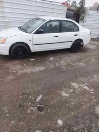 هوندا سفيك 2002 محرك 1600 كير at تخم تاير جديد جاهزه من كلشي  السياره ...