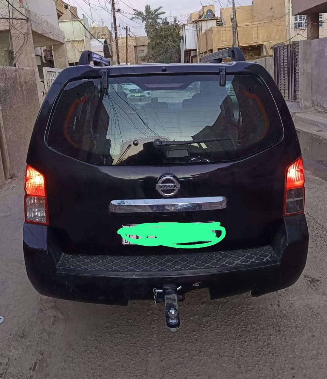 السلام عليكم نيسان ڤاڤندر موديل 12 سيارة جديدة رقم دولي باسمي السيارة محرك كير حدادية كهربائيات كلشي جديد ونضيف كاملة من كلشي اي نقص مابيها جان بيها جراد صبغناها فقط للجمالية السعر 80 ورقه للبيع او امراوس للاستفسار على الواتساب او اتصال ***********
