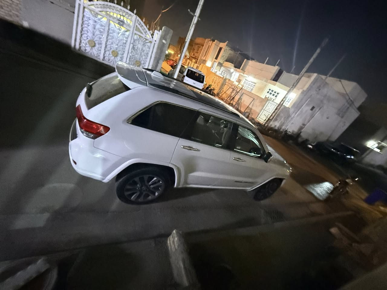 جيب اوفر لاند
2018
رقم بغداد 

سعر 250 

مكانه بلكوت 

***********
