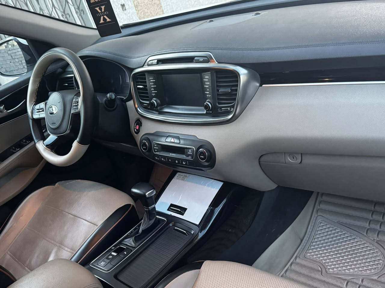 السلام عليكم سورنتو2018 شكل ال20 خليجيه6 سلندر بصمه شاشه كشن كهرباء سايد بريك دكمه حساس تاير بلادي صندوك كهرباء كشن جلد تلاث قطع تبريد مكفوله من الصبغ والبارد ماشيه97 الف رقم سليمانيه بااسمي السعر238 وبيها مجال للتواصل***********
