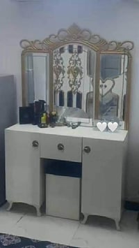 غرفه اخشاب • بغداد • للبيع