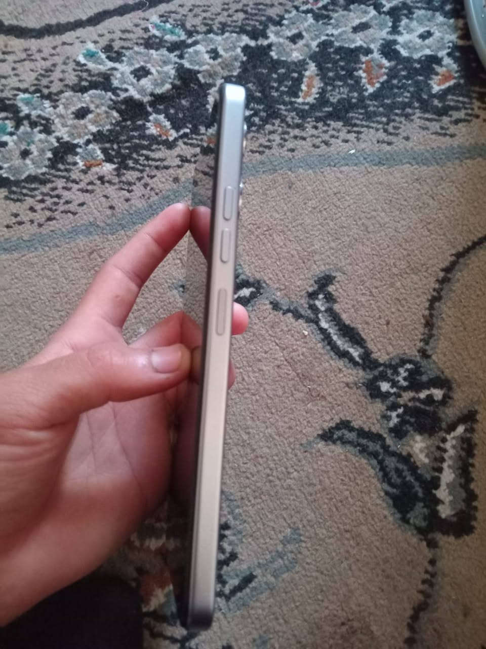 سلام عليكم  الجهاز تكنو سبارك للبيع  ذاكرة 64صار شهر من اخذتة ويا شاحنة وكفر بطارية 50000 امراوس عادي السعر خاص هذا الرقم ***********
