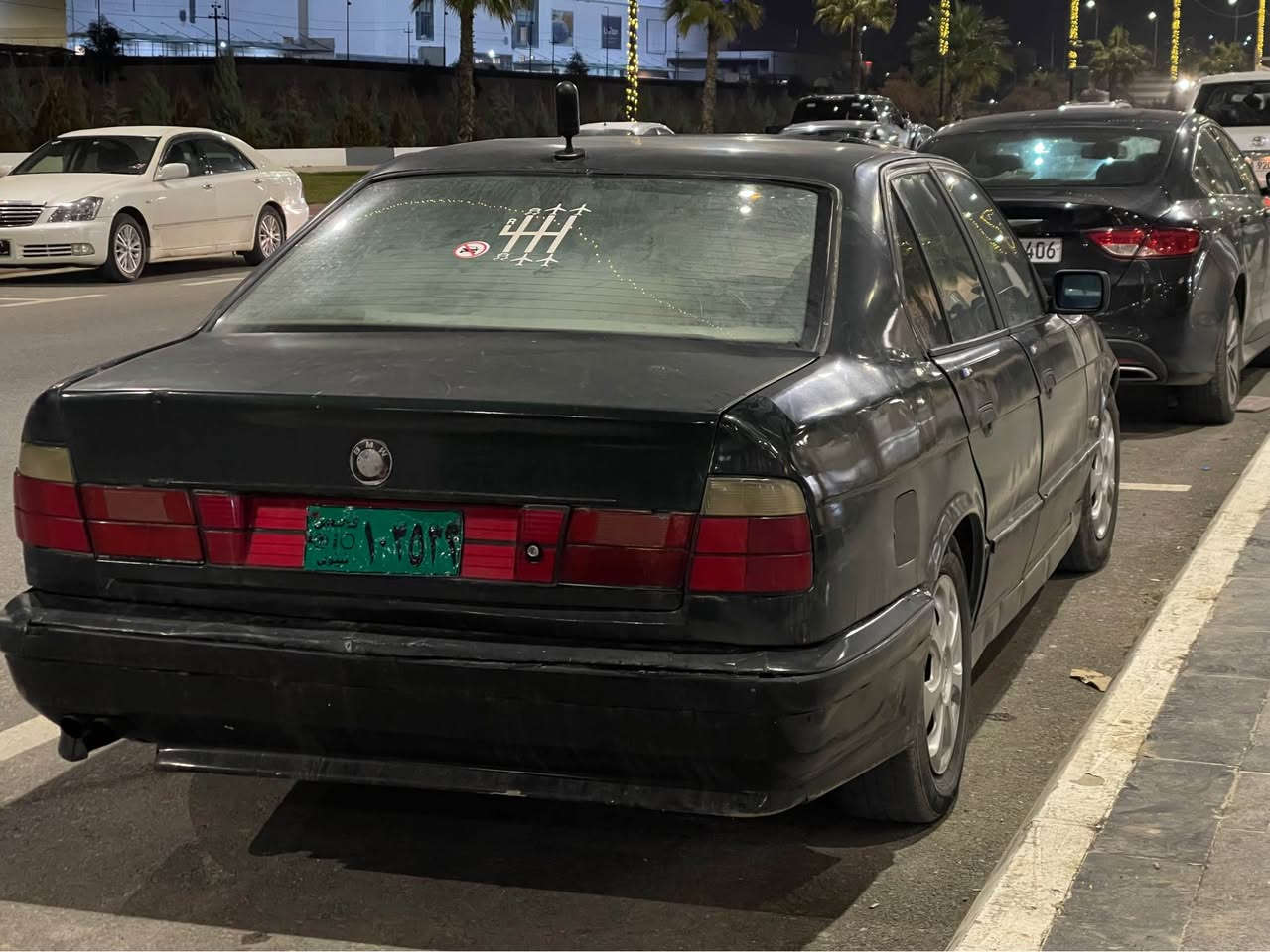 مەکینە بیستی گێڕ عادی 
گێر و مەکینەی بە شەرتی ١٠ وەستا بەس مەکینەی کەمێ سەرفی هەیە 
کارەبای مەزبوتە 
ئاڕمە بەس ونبوە ئەتوانی بیهێنیتەوە ئارمەکەی لە مرور ،من بە علوج ئەیفرۆشم
تەبریدی ساردی بەس غازیەوێ 
لە سلیمانیم گۆڕینەوەش ئەکەم بە شتێ بەدڵم بێ
٢٠ گەڵا / ٠٧٧٠،٩٦٥،٢٠٦٥ السليمانية, العراق


**إذا كنت صاحب هذا الإعلان وتريد حذفه لأي سبب، رجاءا أرسل رسالة إلى الدعم الفني**