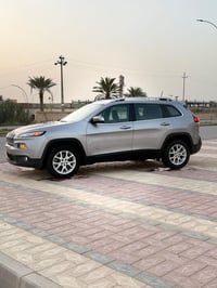 جيب بزون مديل 18 رقم اربيل باسم شركه مكينه 4 سلندر حادثها بالصور سياره...