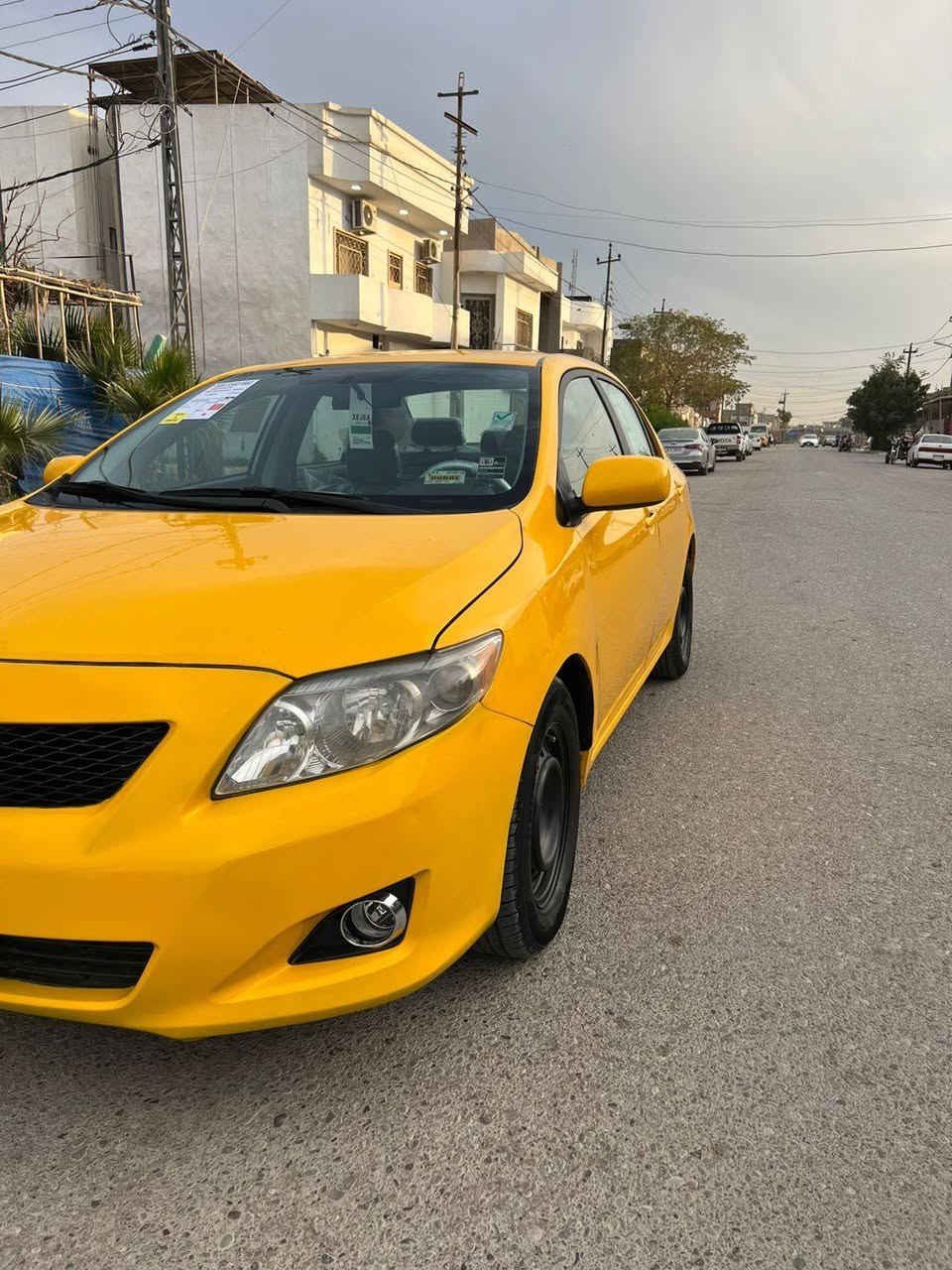 سلام عليكم كورلا موديل 2010
ضرر فقط جاملغ سايق مبدل بلادي بدون دواخل 
كير محرك بشرط جديده.سياره جديده ماناقصه اي شي.كلشي على بلادي..سنويه لغايه 2028 شرط تحويل نقابه صفر...السعر 117 بي مجال بسيط..***********.
