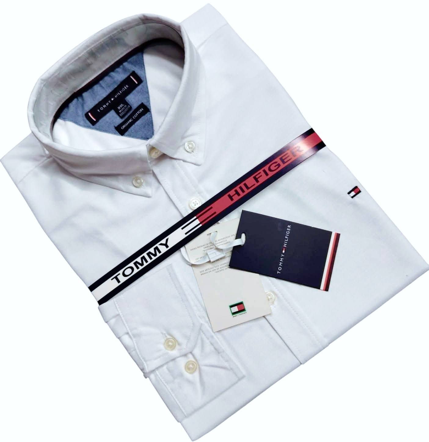 #قميص اصلي ماركة تومي هيلفيغر صنع بنغلاديش البلد المنتج الولايات المتحدة الأمريكية 🇺🇸 الخامة قطن عضوي القالب ريكولار فت القياسات S.M.L.XL.XXL اللون الأبيض متوفر كل القياسات اسود زيتوني ازرق اصفر قياسات متفرقة الكمية محدودة للحجز والاستفسار مراسلة الصفحة أو الاتصال على الهاتف المخصص ☎️ *********** العنوان بغداد العطيفية شارع المحكمة مجاور حلويات القند الفرع الثاني بغداد علي الصالح حي المعتصم قرب مجمع رويل ستي خدمة توصيل لجميع المحافظات #العراقية 💵 سعر القميص 35 الف فقط .
