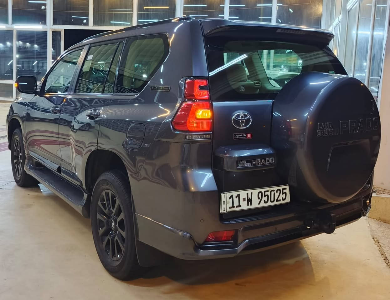 السلام عليكم
تيوتا برادو VX مد نايت 2022 رقم بغداد للبيع فقط تحويل مباشر بأسم المشتري
انتبه
السياره لون مميز مكفوله من الصبغ والسمكره والبارد على وضع الوكاله ماشيه 78000كم
السعر
49،800 $ ٤٩٨ ورقه ثاني يوم تحويل

فتحة سقف سلايد بصمه تشغيل عن بعد شاشه كبيره لمس نفكيشن كاميرا خلفيه دواره تحكمات فل بالستيرن وكروز سرعة بلوتوث وحاكيه ٨ ايرباك شاحن موبايل واير ليس تبريد شاشة لمس ثلاث قطع ٧ راكب كشنات جلد اصلي تدفئه وتبريد كشنات ٢ كرسي كهرباء دشبول ديجيتال داخل صاج ثلاجة وسطيه إشارة بالمري وغلق كهرباء وترحيب حساس خلفي و حساس إطارات وحساس مطر مانع انزلاق وانحدار اناره أوتو وعدسه متحركة زنون بالمازده الاماميه ولد نهاري زنون بك لايت لد وزراك لايت فور ويل دبل تانكي بانزين سستم صوت اناره ليزريه بالابواب
ABS AUX USB GPS
2 بصمة تشغيل عن بعد ٥ ويل كب حجم ١٨ بلاك محرك ٦سلندر حجم ٤٠٠٠ كير اوتوماتيك والشراي يتصل على رقمي مع تحياتي
***********
بغداد الوزيريه معرض الزبون مجاور المجمع العلمي العراقي قرب تقاطع جامع النداء
البيع نقد فقط
