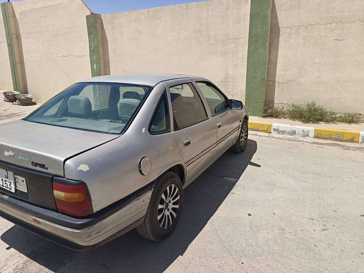فكترا اوبل حجم 18 موديل 92 بسمي كير ومكينه شرط السعر 36 وبيها مجال ***********
