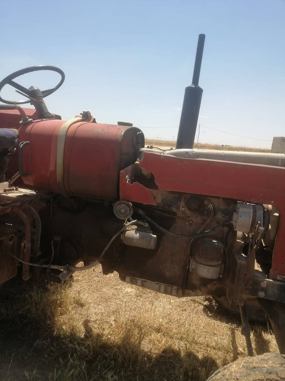 تركتر عنتر للبيع ورا خرماشه سعر خاص  ***********
