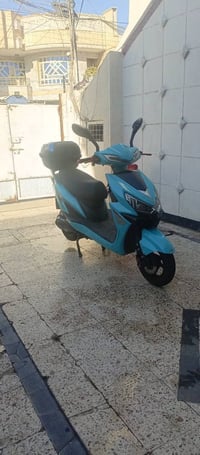 دراجه سكنس شحن موديل 2025 لون سمائي 3سرع  فتحه USB ب900الف وبيه مجال ل...