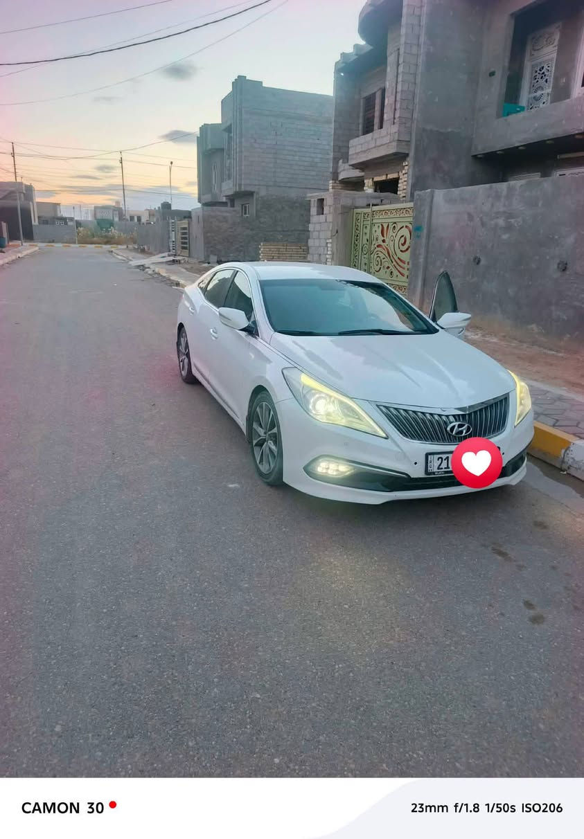 سلام عليكم ازيره وارد امريكي 2016فول مواصفات ما عدا بنوراما تبريد قطعيتين محركv6 كير محرك مكفولاات بيه4قطع صبغ رقم سليمانيه تحويل مباشر السعر 105وبيها مجال بسيط الااستفسار***********
