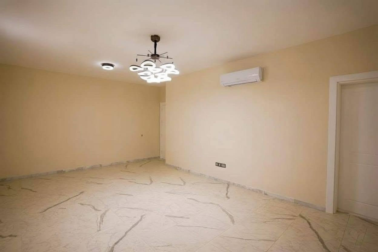للبيع بيت في اتكونز 
٣٠٠متر
البيت زون الجدبد صفر
المجمع كامل متكامل من افخم مجمعات اربيل
للاستفسار اتصلو عبر واتساب
*********** أربيل, العراق

