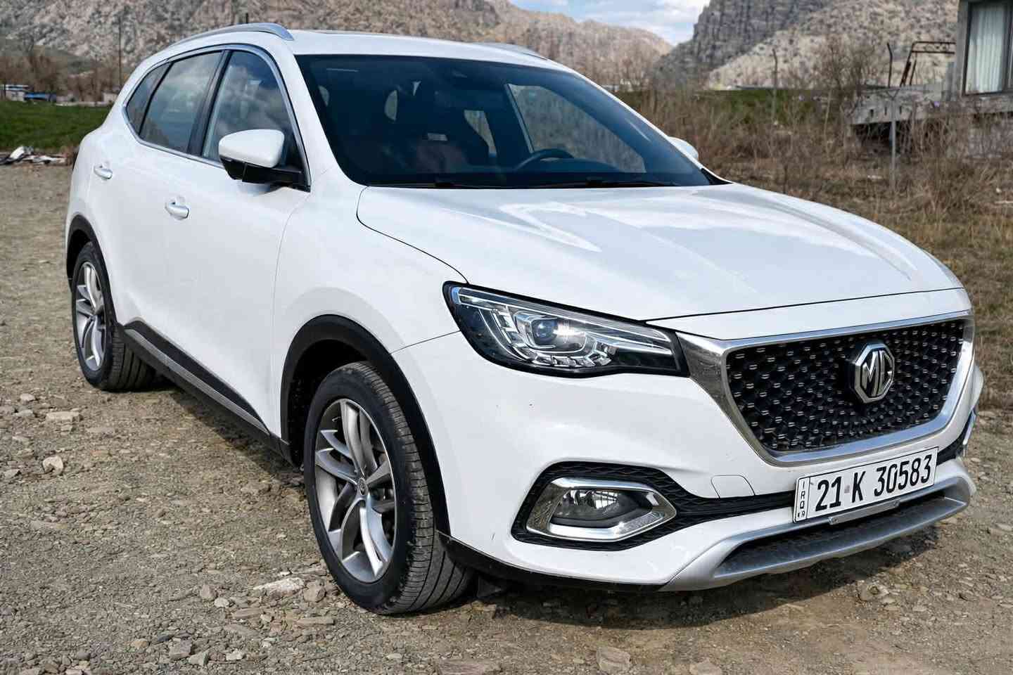 MG HS دەبڵ  ئەکسل و مەکینەی 20
ناو سوور و مواسەفات ترۆفی فول و
فول مواسەفات کوشن هیتەر و کامێرای 360
دەبڵ  ئەکسل و ئاوێنەی رادار و کوشن کارەبایی و دەرگای جەگ تەنها 29000 ڕۆشتووە و گێڕ و مەکینەی نەکراوەتەوە و ڕەنگی سپی بەفریە
سۆنەرم داناوە
نرخی 143 گەڵا
بۆ پەیوەندی
***********
*********** السليمانية, العراق
